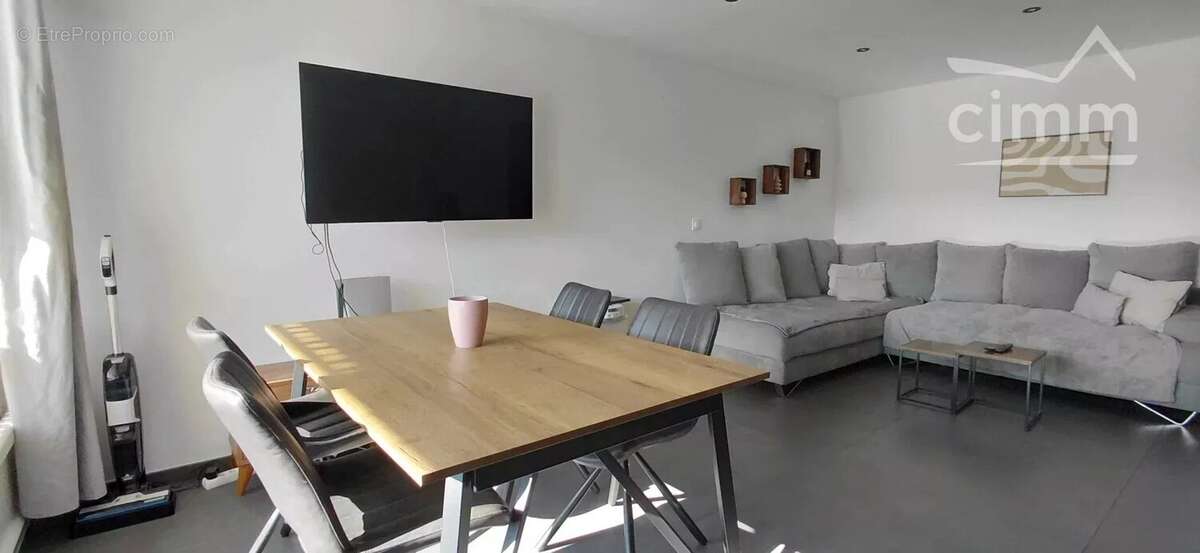 Appartement à LA RAVOIRE