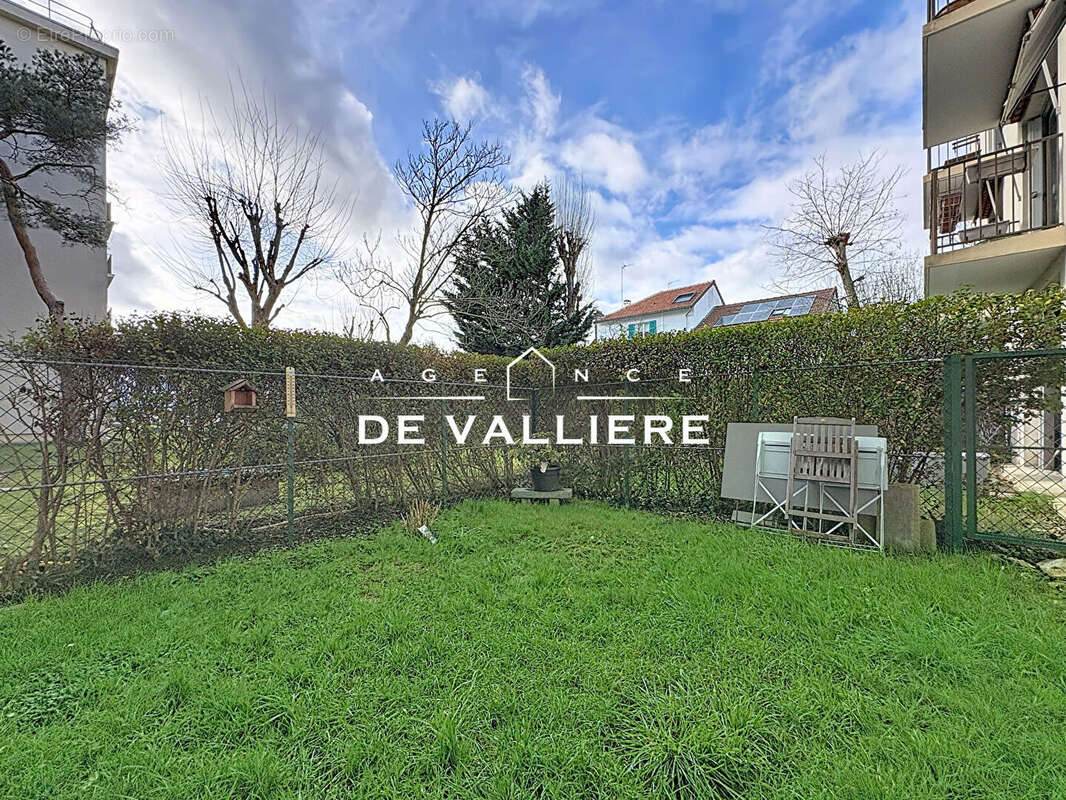 Appartement à NANTERRE