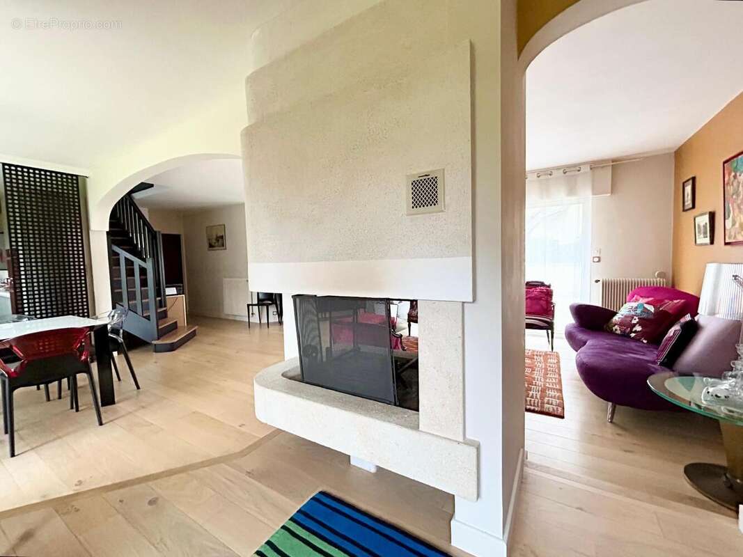   - Maison à ANGERS