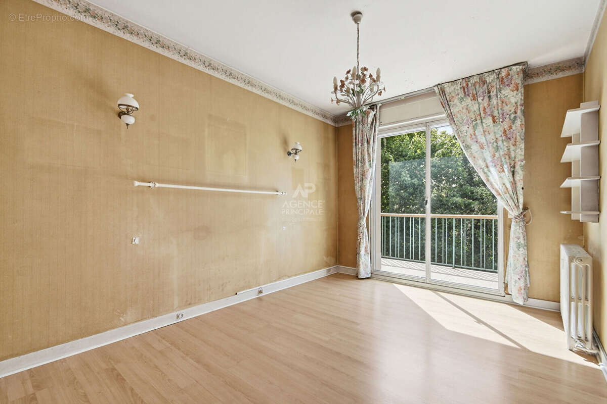 Appartement Saint Germain En Laye 5 pièce(s) 95.86 m2 - photo 4
