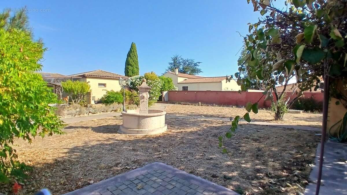 Agréable villa d'architecte de 130 m² habitables sur 3202 m² . - photo 14