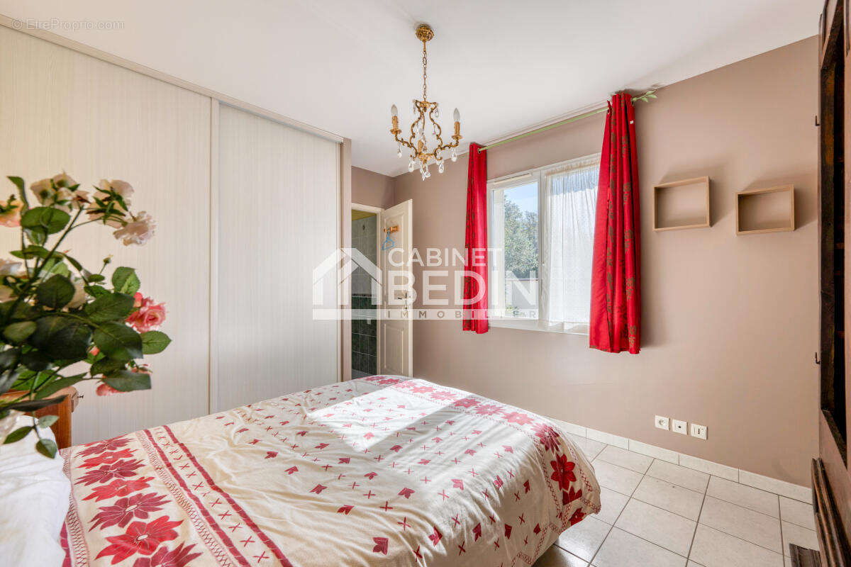 Maison à SAINT-MEDARD-EN-JALLES