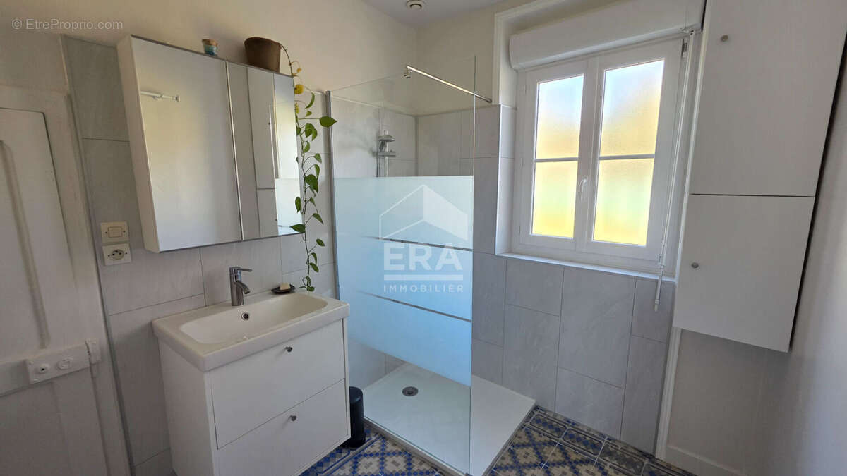 Maison à SAINT-LAURENT-EN-GATINES