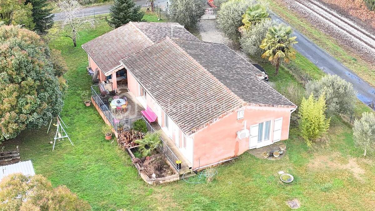 Maison à LABASTIDE-DE-LEVIS
