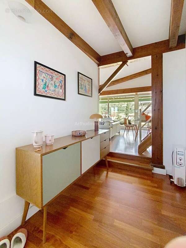 Appartement à CATERI
