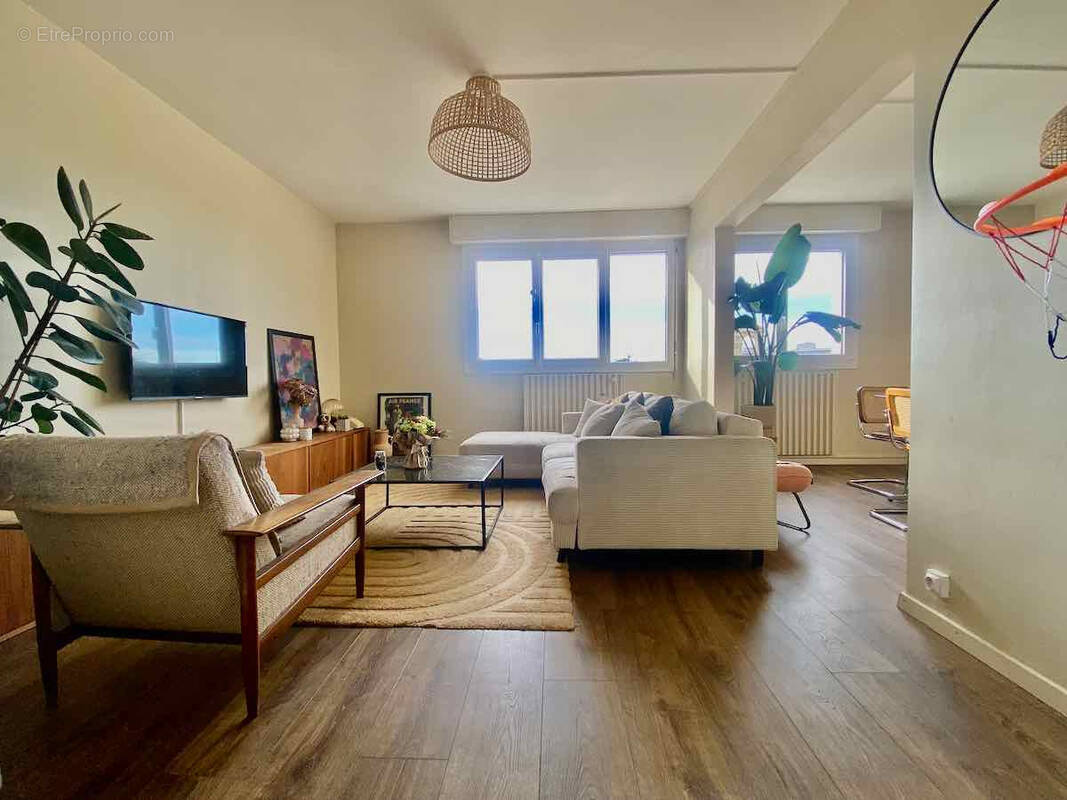 Appartement à BORDEAUX