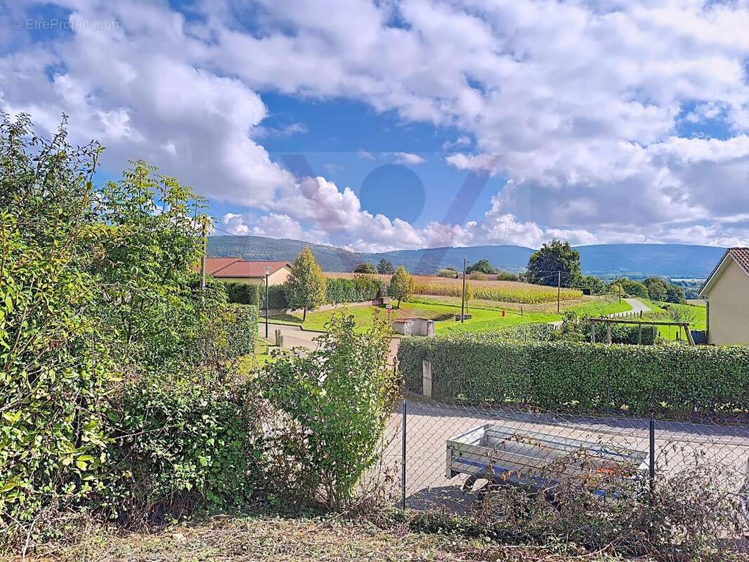 Maison à VILLEMOTIER