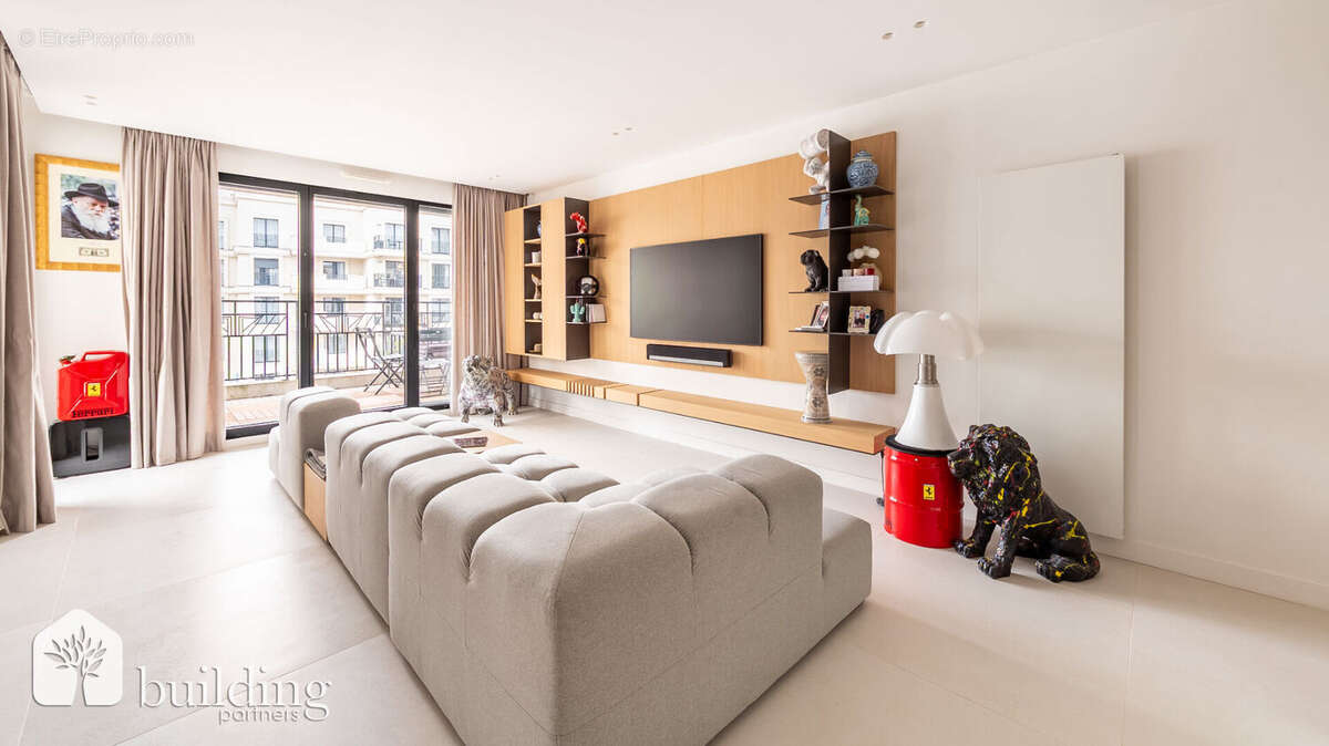 Appartement à LEVALLOIS-PERRET