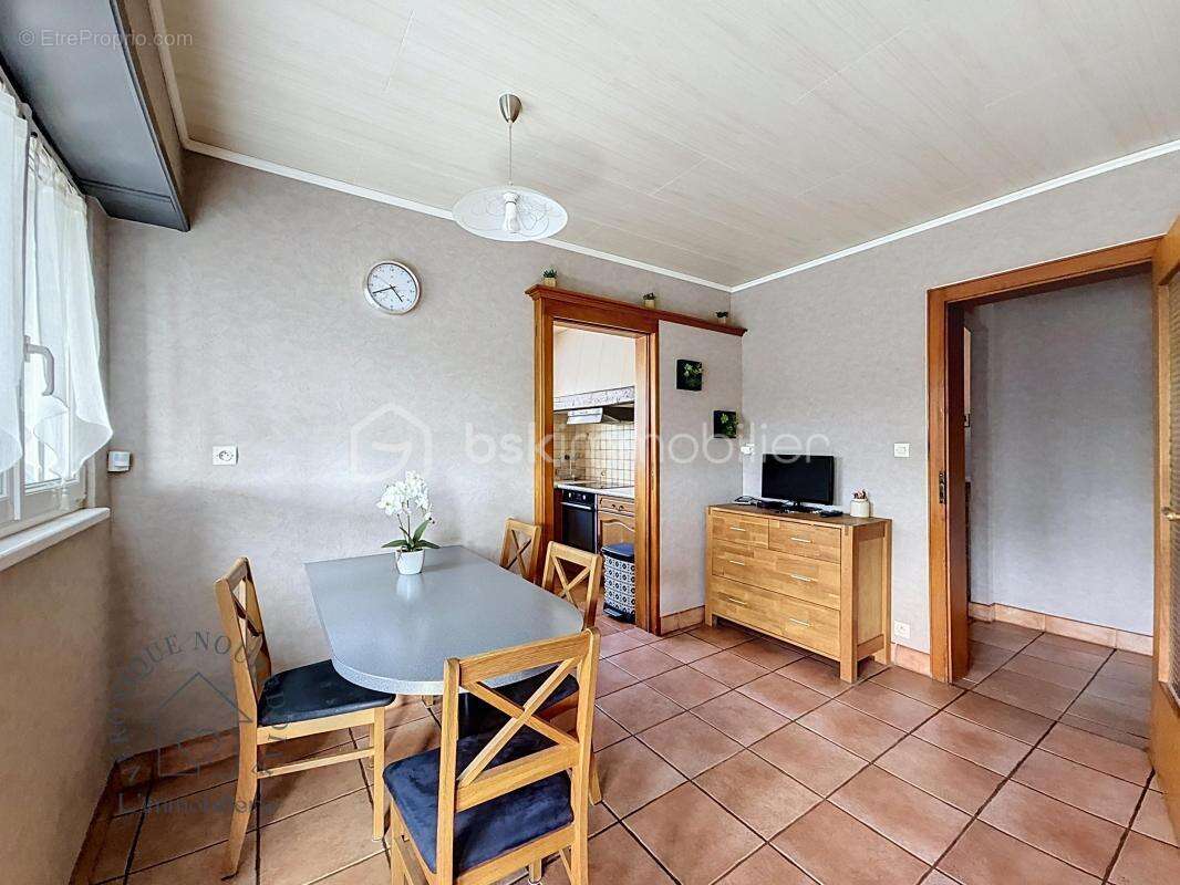 Maison 4 chambres, 3 garages, jardin, proche des commodités - photo 6