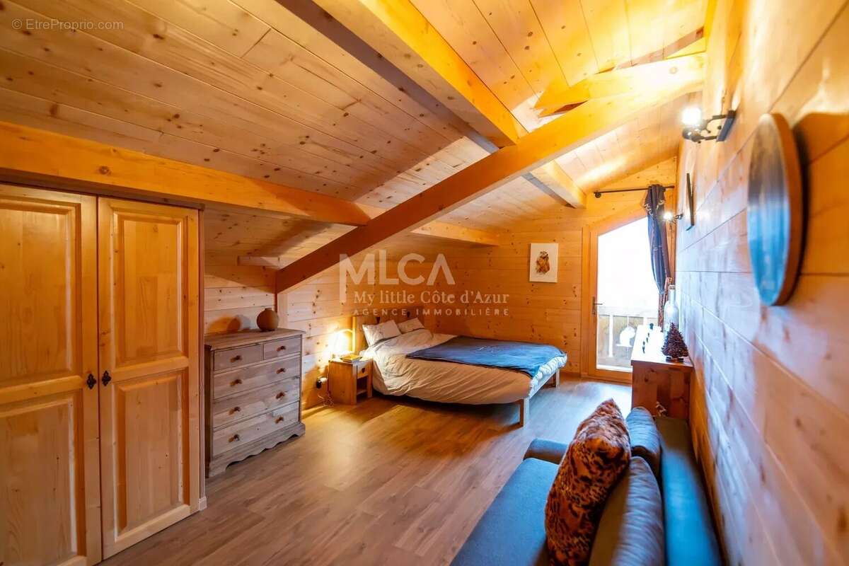 Maison à SAINT-ETIENNE-DE-TINEE