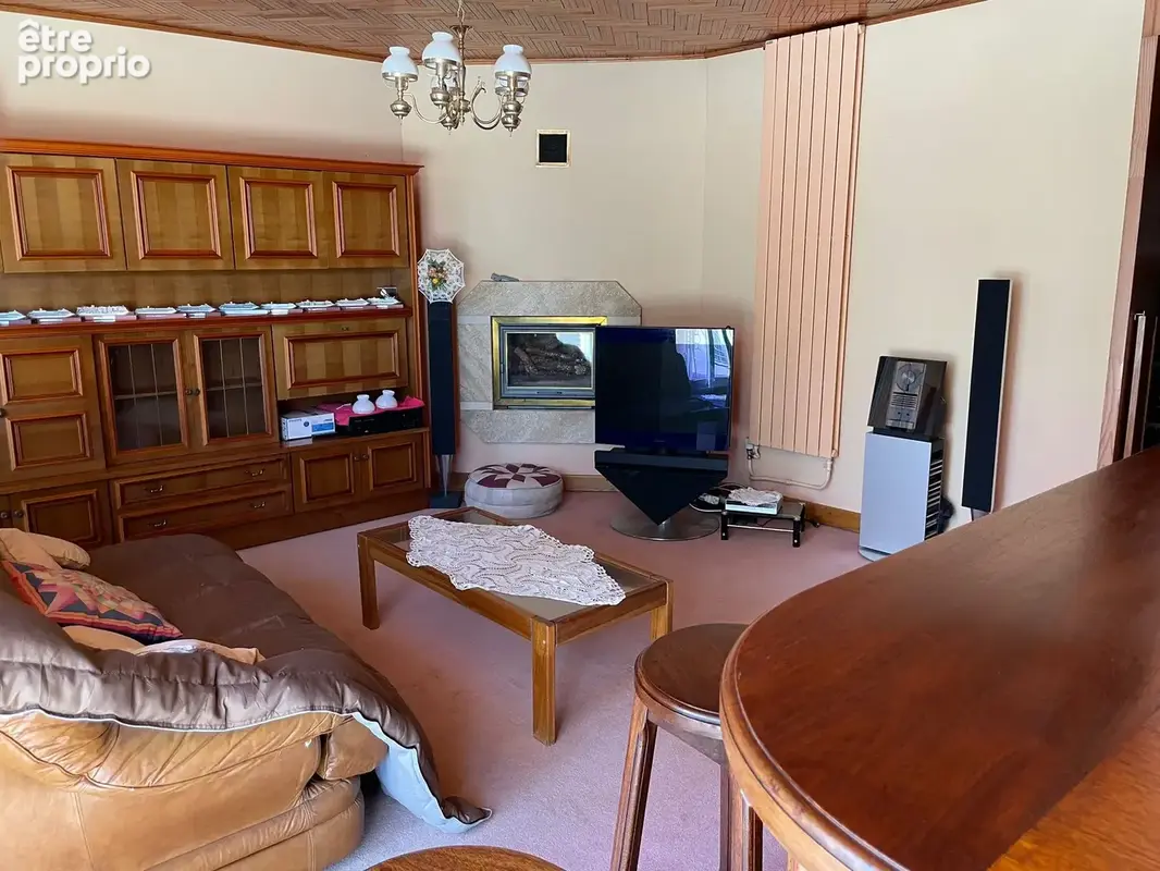 Immeuble avec commerce et 4 appartements - photo 10
