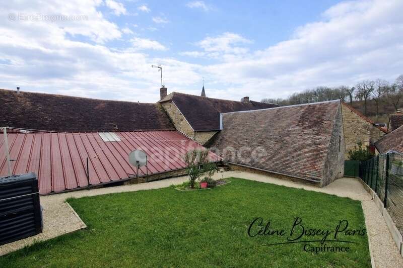 Maison 4 pièces, Plein Pied, 2 chambres, cuisine équipée américaine, dépendances, comble aménageable QUINCEROT (89) - photo 14