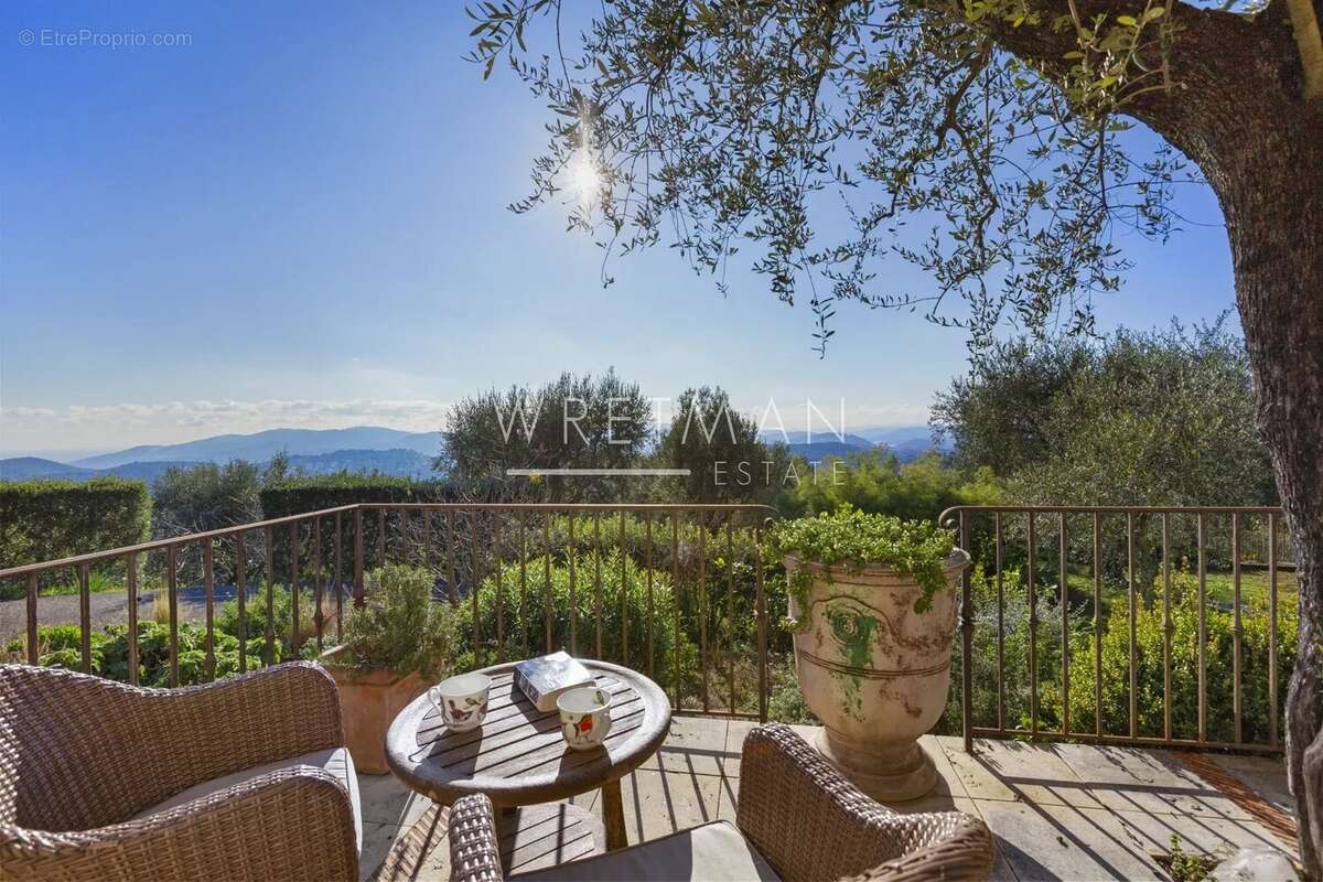 Villa provençale d'exception avec vue panoramique et piscine chauffée - Cabris - photo 20