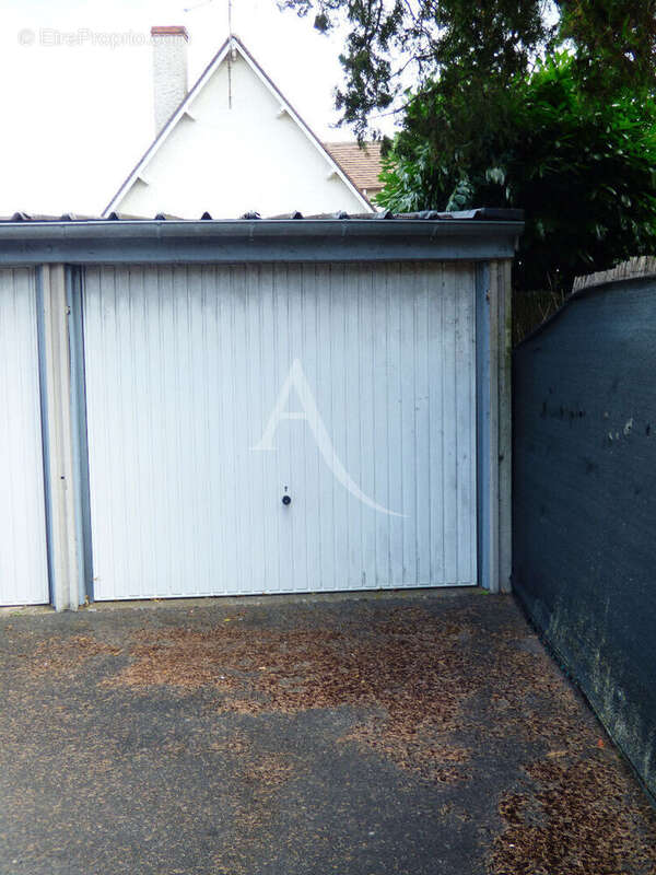 Appartement à FLEURY-LES-AUBRAIS