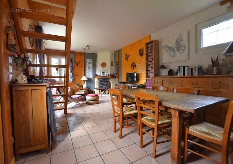 85 m² - maison de caractère - St Genest Malifaux - parc exceptionnel - photo 10