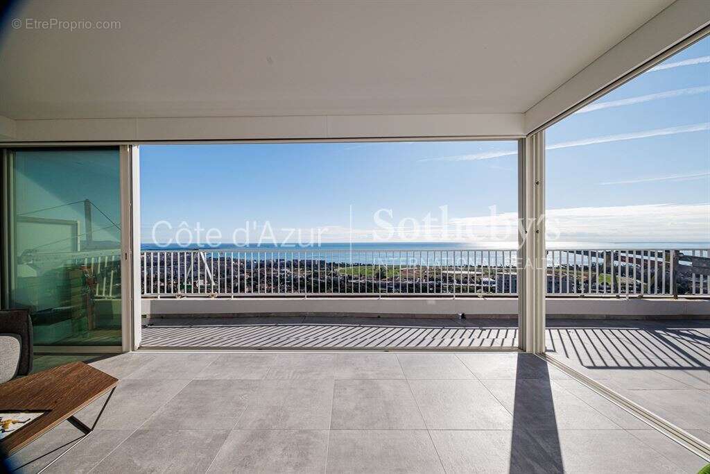 Appartement à CAGNES-SUR-MER