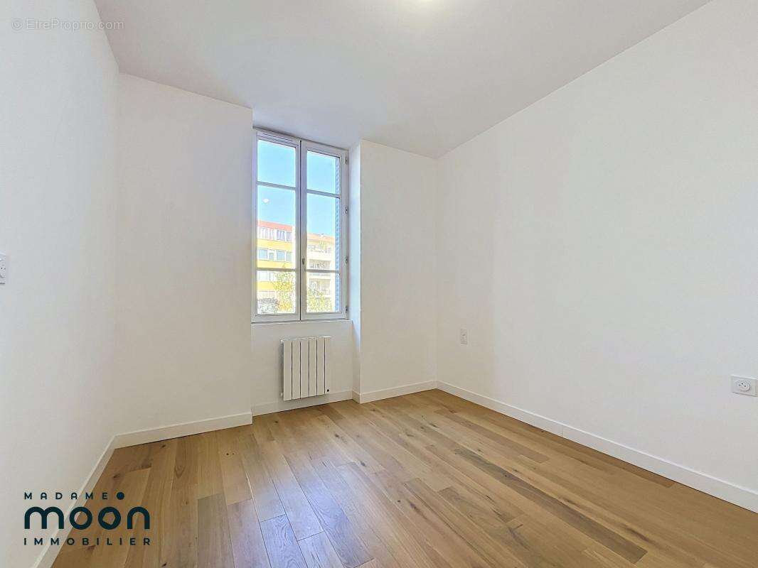 A Vendre - Appartement T3 71m² - Cave - Lyon 7 - photo 10