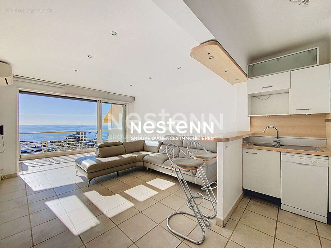 Appartement à VALLAURIS