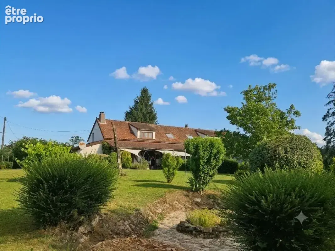 Maison  7 pièce(s) 130 m2 - photo 2