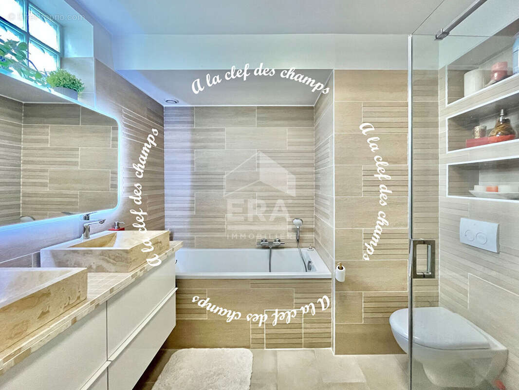 Maison à SAINT-REMY-LES-CHEVREUSE