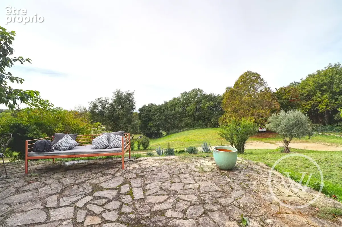 Maison 4 pièces 113 m² à vendre à La Baume-Cornillane (26120) - photo 3