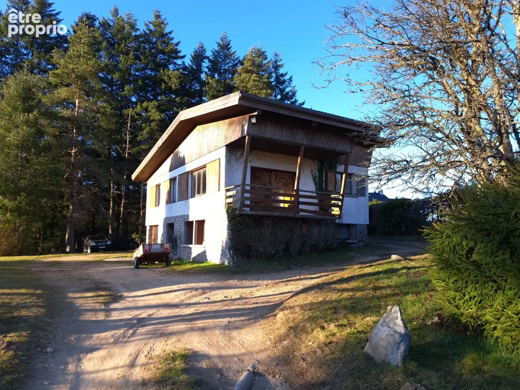 Maison à LE CHAMBON-SUR-LIGNON