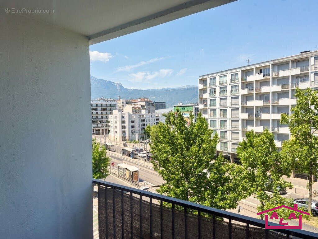 Appartement 29 m² à Grenoble  - photo 2