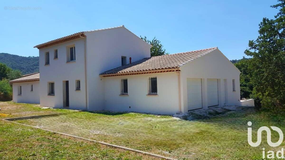 Photo 4 - Maison à COLLOBRIERES