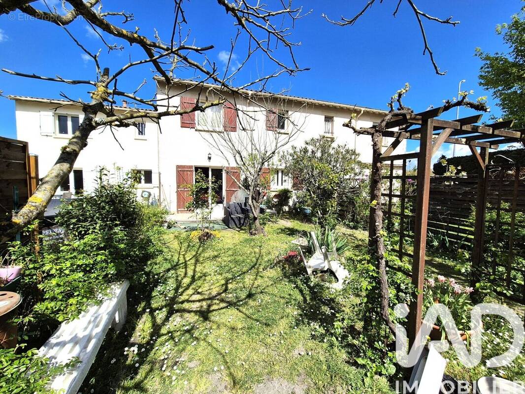 Photo 1 - Maison à VILLENAVE-D'ORNON