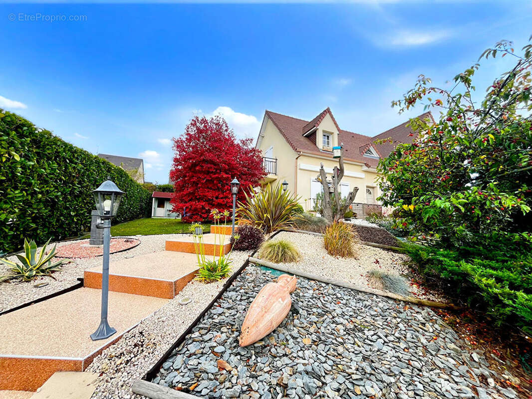 Maison à FONTENAY-LE-MARMION