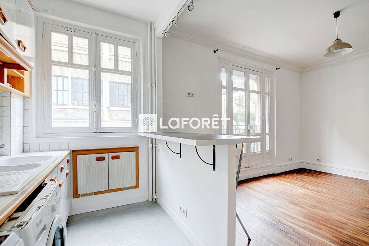Appartement à PARIS-12E