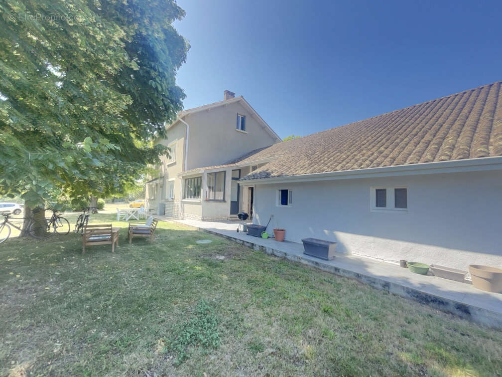 Maison à BRANTOME