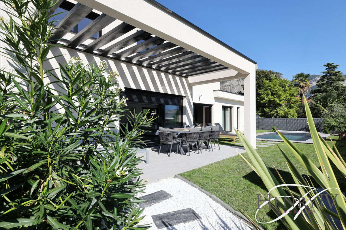 Maison à BERNIN