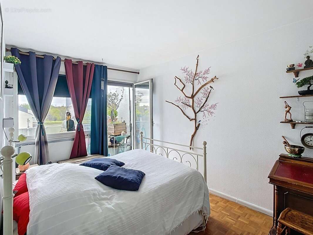 Photo 3 - Appartement à LE PERREUX-SUR-MARNE