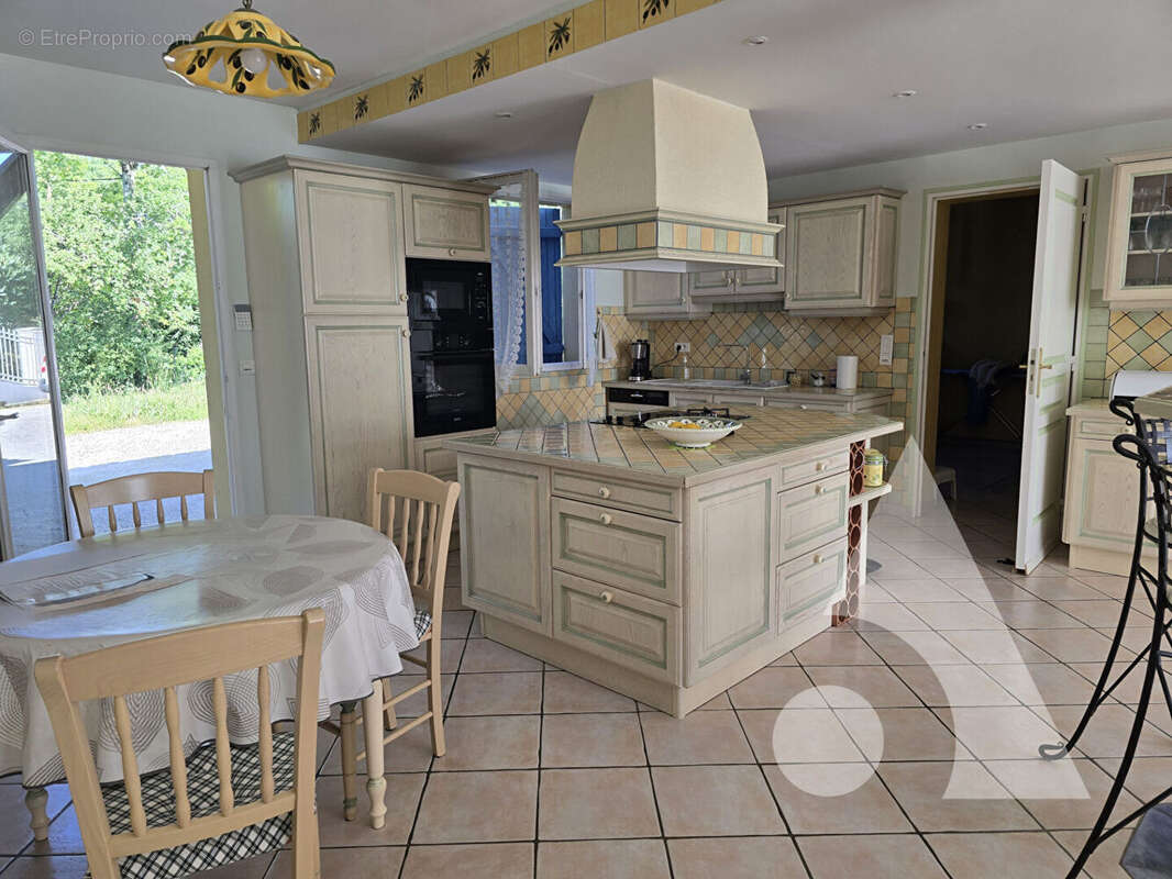 Maison à GOURDON