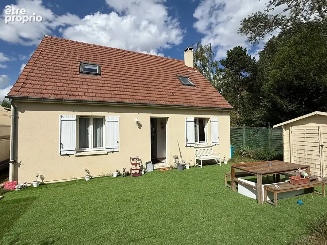 Photo Maison à Marines au prix de 245 000€