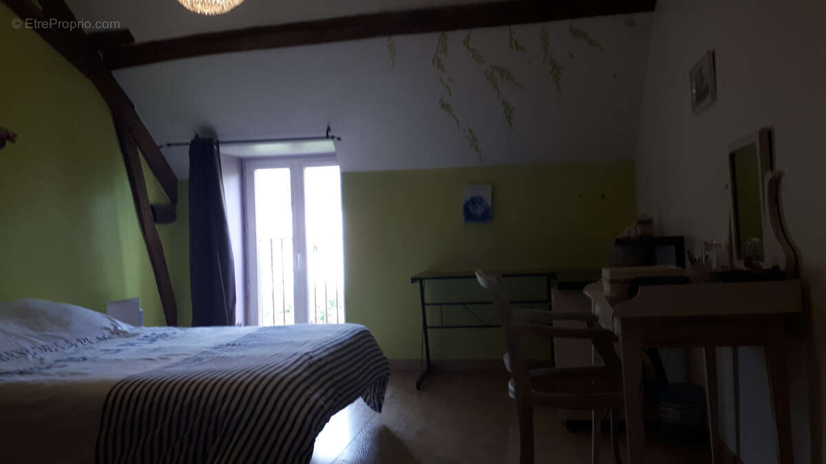 Maison à LUCAY-LE-LIBRE