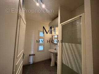 Appartement à REMALARD