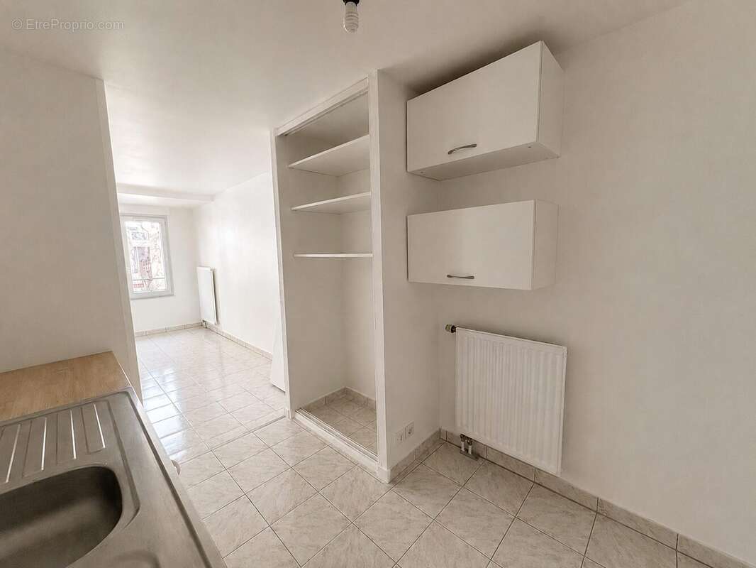 Appartement à BUSSY-SAINT-GEORGES