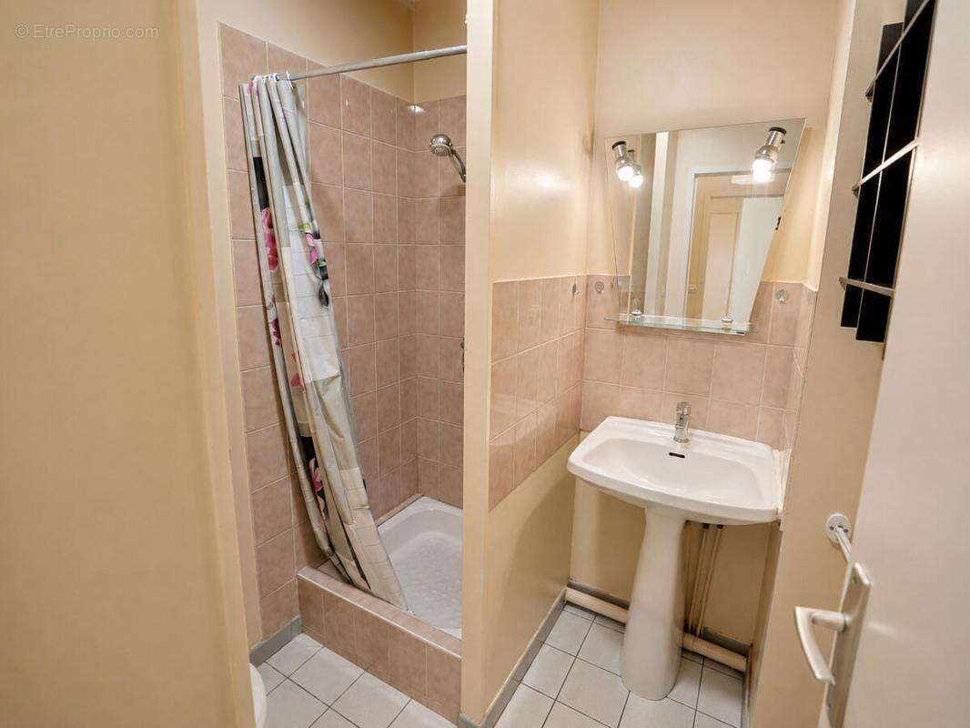 Appartement F2 - photo 10
