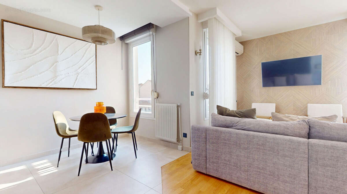 Appartement à LYON-8E