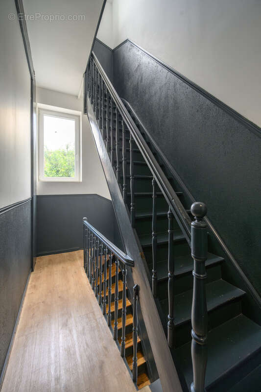 Immeuble de rapport entièrement rénové - 8 studios meublés - Superbe emplacement à Lille - Boulevard Victor Hu - photo 10