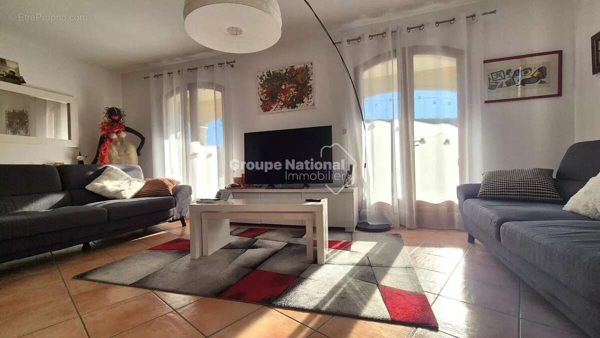 Maison à LES ANGLES