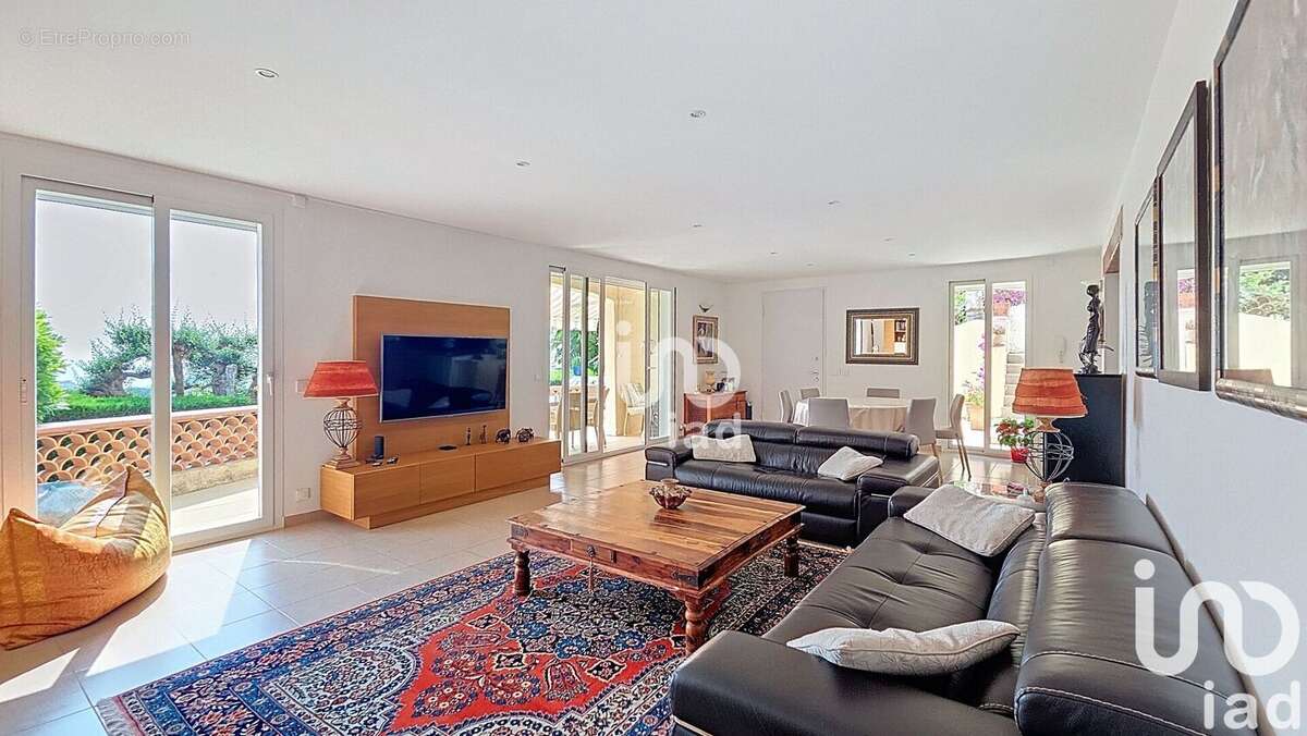 Photo 3 - Maison à ROQUEBRUNE-CAP-MARTIN