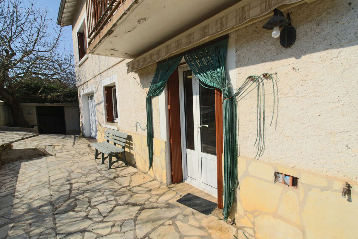 Maison à PUY-L'EVEQUE