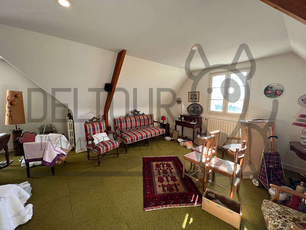 Maison à COULOMMIERS