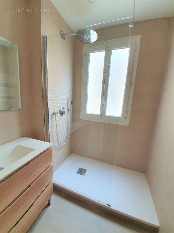 Becon  Charmant Appartement  3 pièces 60.22 m2+ Cave - photo 2