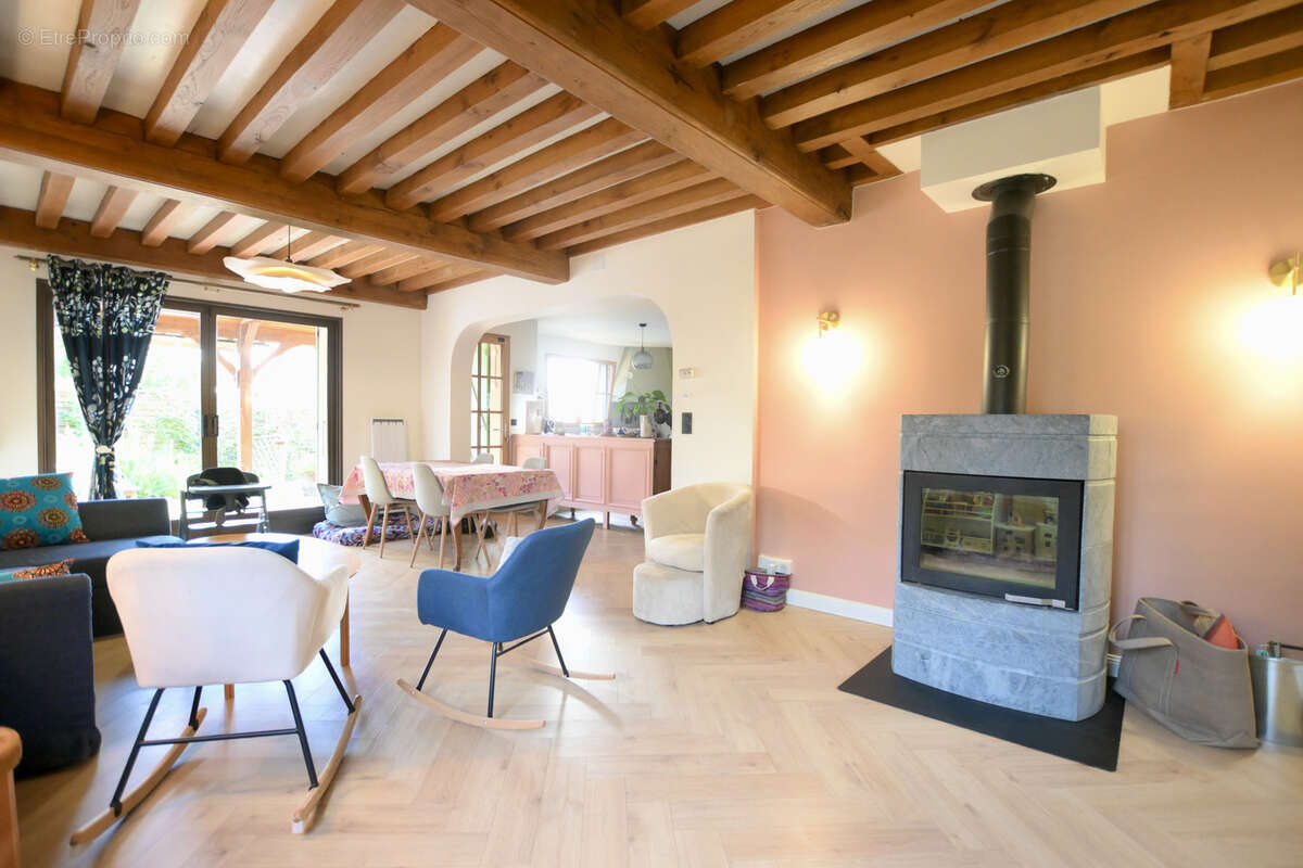 Maison à AVALLON