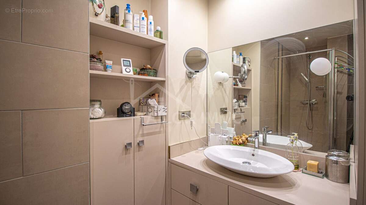 Appartement à LYON-6E