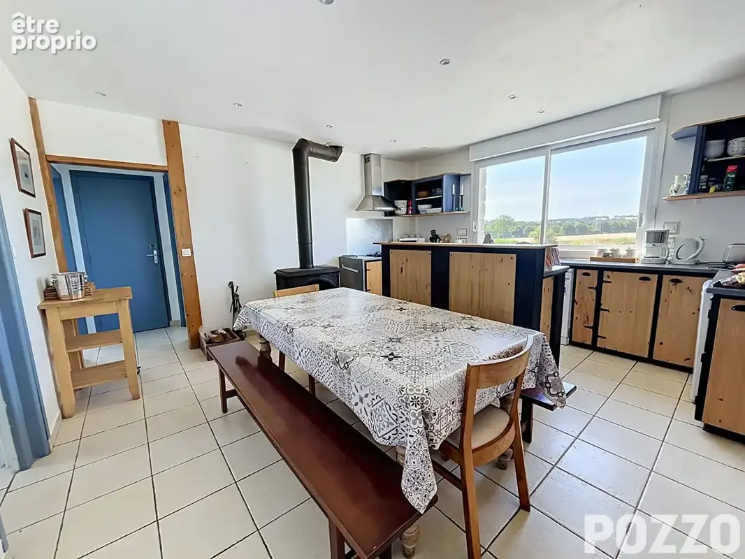 A VENDRE Barenton - Maison 8 pièce(s) 142 m² - photo 6